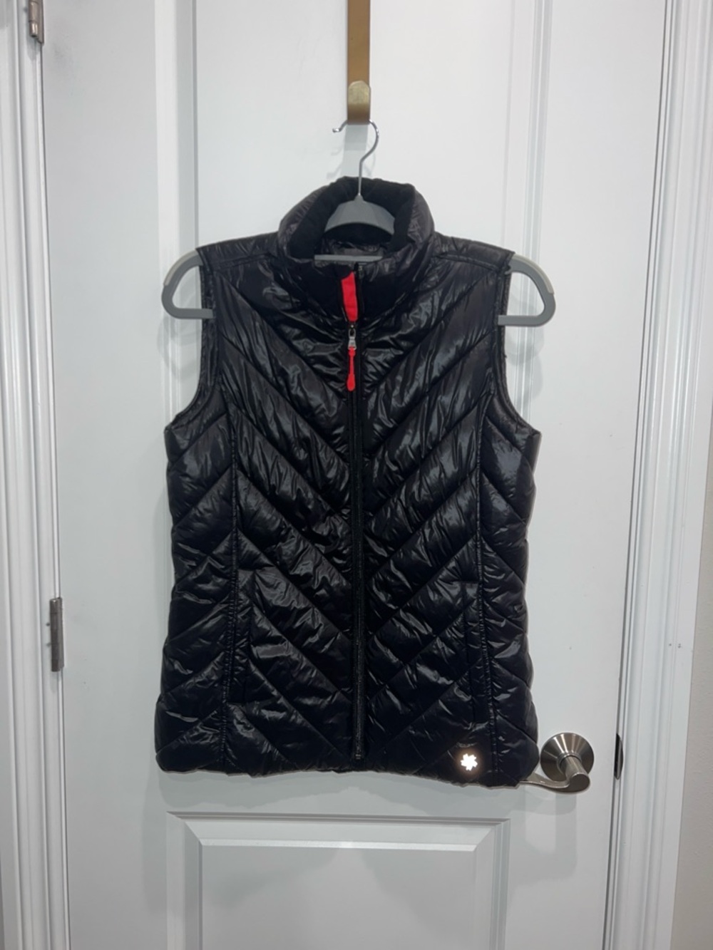 Tek Gear Women's Black Puffer Vest Size Small Full Zip Pockets Lightweight